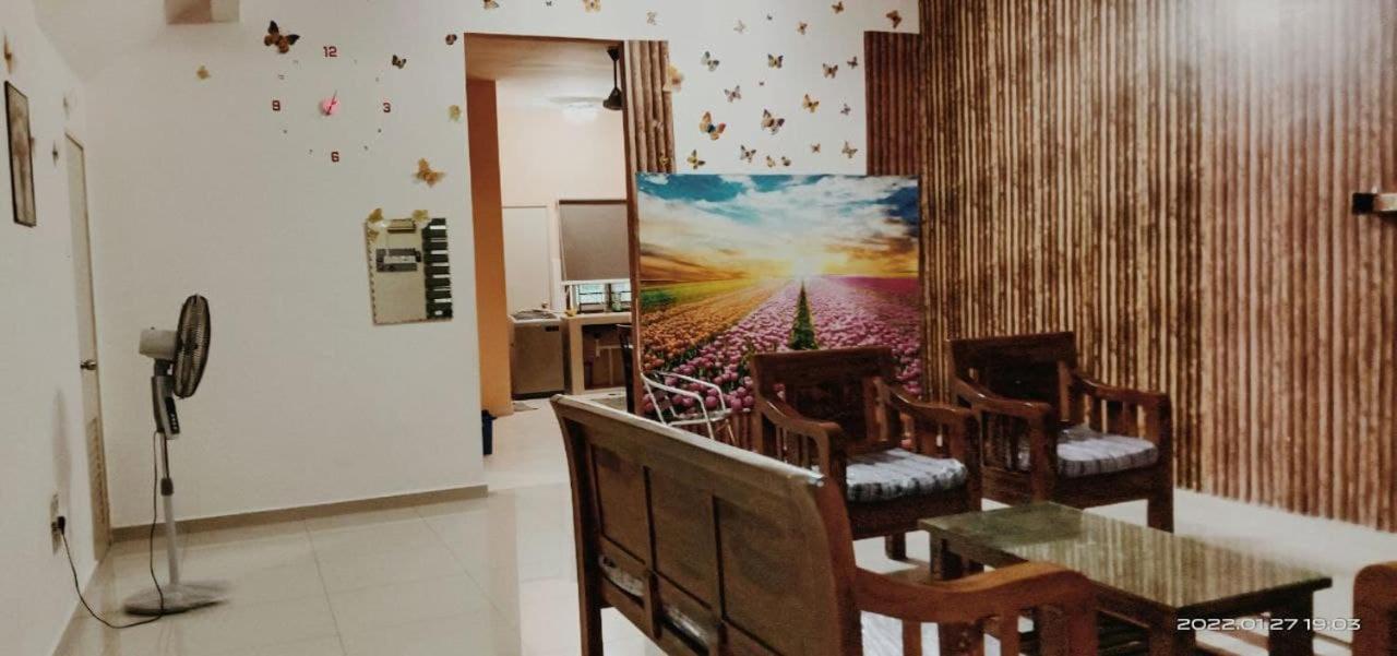Kluang Seri Casa Tsi Luaran gambar